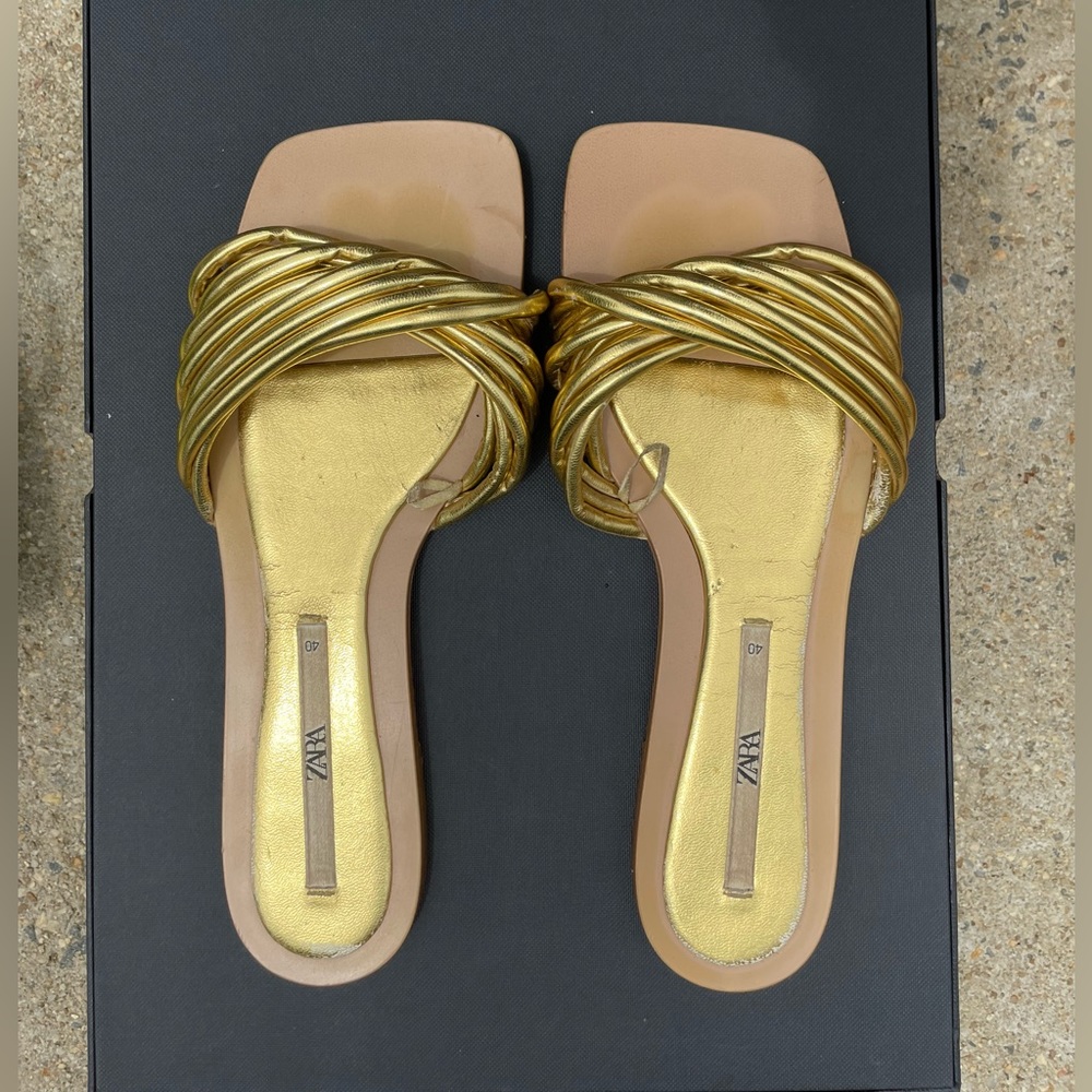 Zara Women’s Sandals Size 40 Eur 7 US